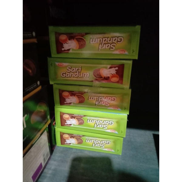 

Roma Sari Gandum Sandwich 2000 an box