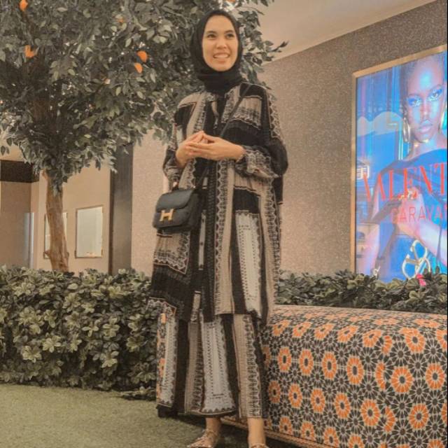 Setelan Pleats Bangkok