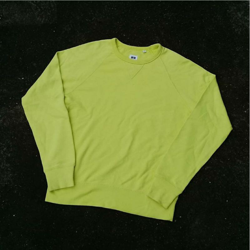 Uniqlo Crewneck basic yellow / brown Second ori