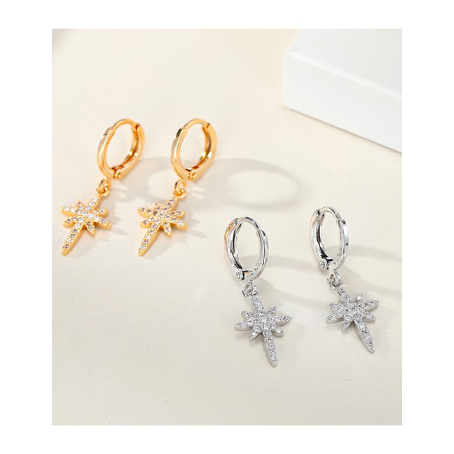 LRC Anting Tusuk Fashion White K Star-shaped Diamond K45353
