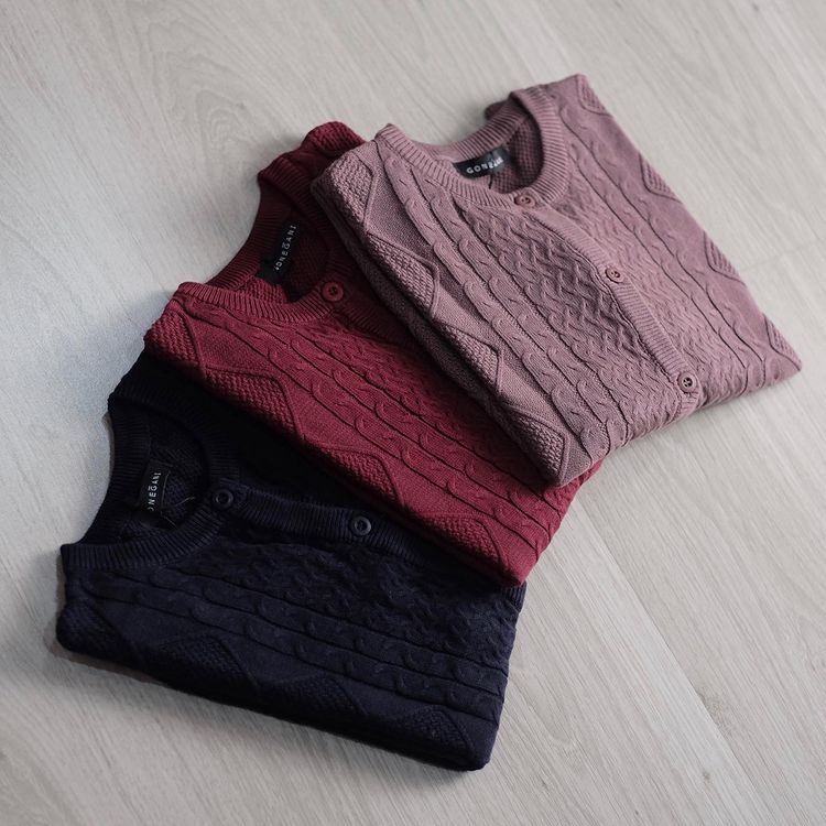 NARA SWEATER by Gonegani