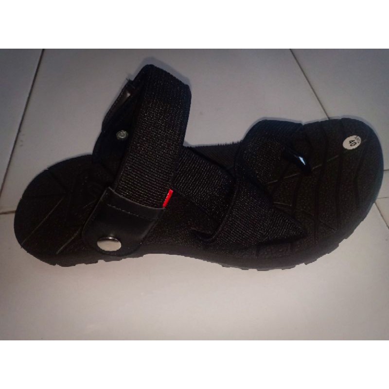 Sandal gunung  /sandal selempang jepit /harga termurah