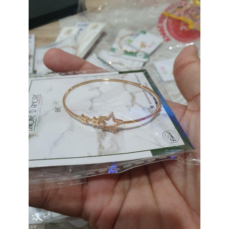 gelang emas bintang simple