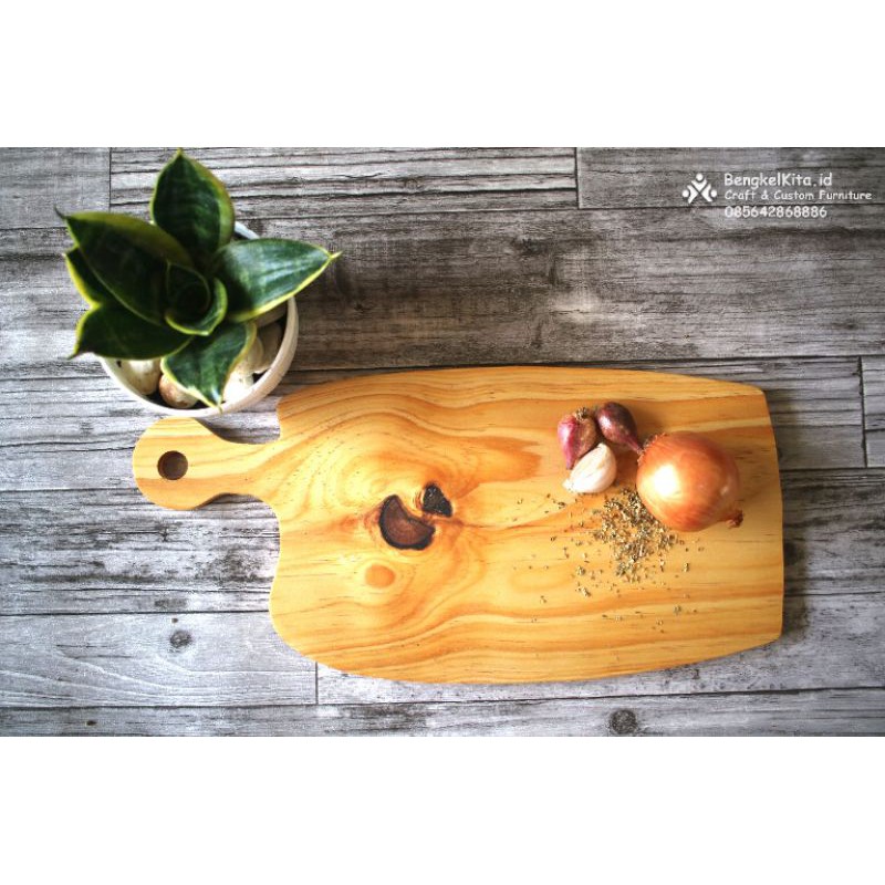 WOODEN CUTTING BOARD (WCB 06)/TALENAN KAYU/KAYU PINUS JATI BELANDA/KAYU OVEN/JATI BELANDA OVEN