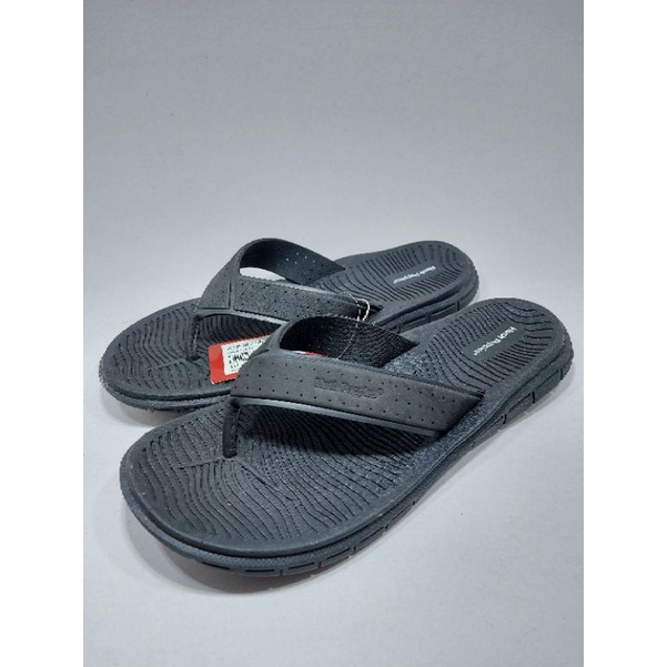 

HUSH PUPPIES TAG 899 SALE 290 RB SIZE 42 43 ( HANYA 42 43)