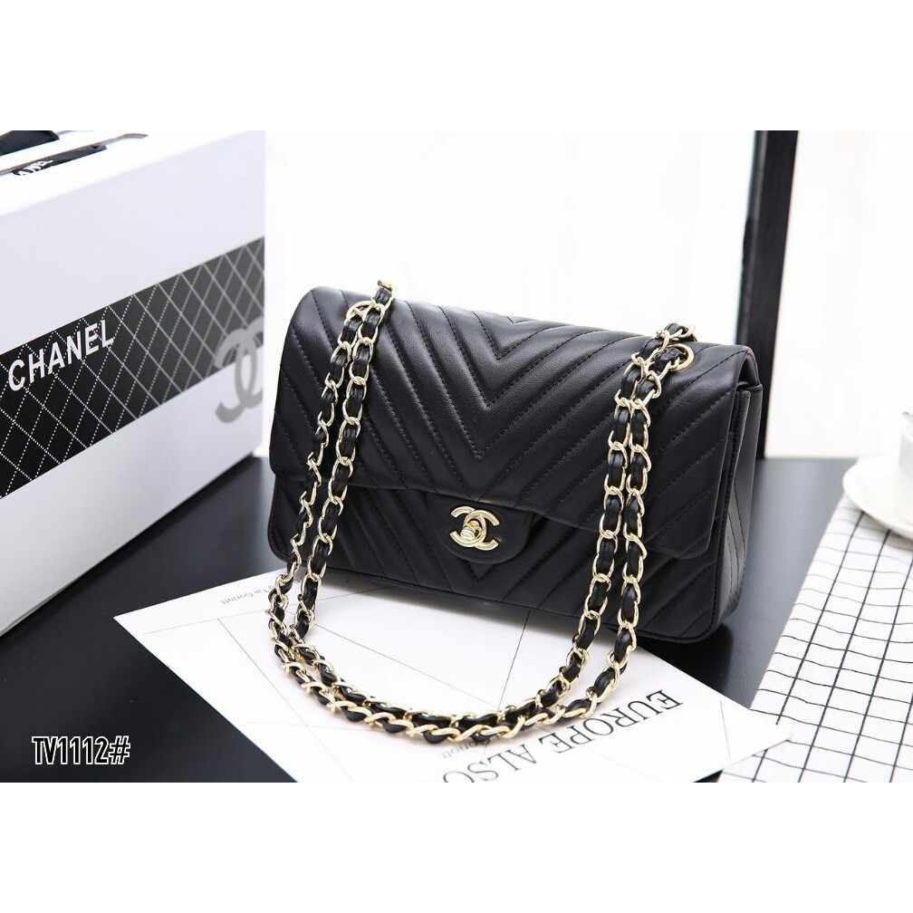 High Premium Chanel Classic Medium Flap Bag Black GT TV1112