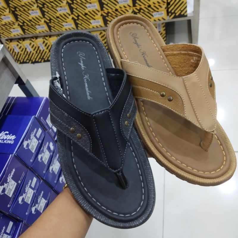sandal cowok yongki komaladi