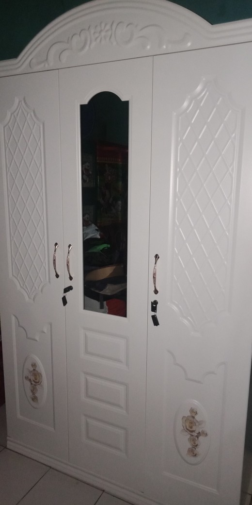 Sapporo Lemari Besi 3 Pintu Sap Lp 503 - 005 / Lemari Pakaian Besi 3 Pintu / Big Size & Jumbo