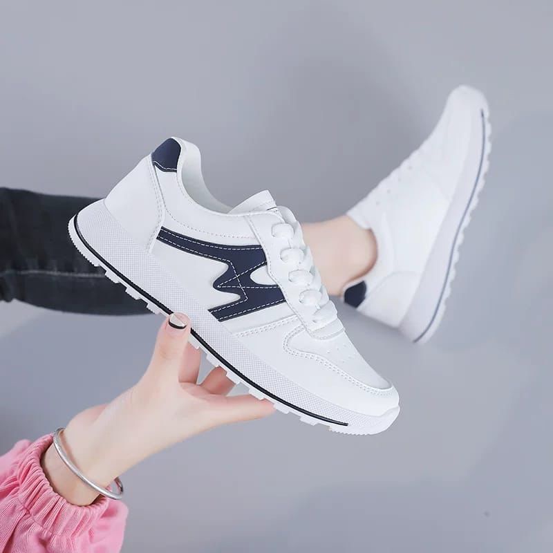 Sneakers wanita casual ready dua warna!!COD seluruh Indonesia