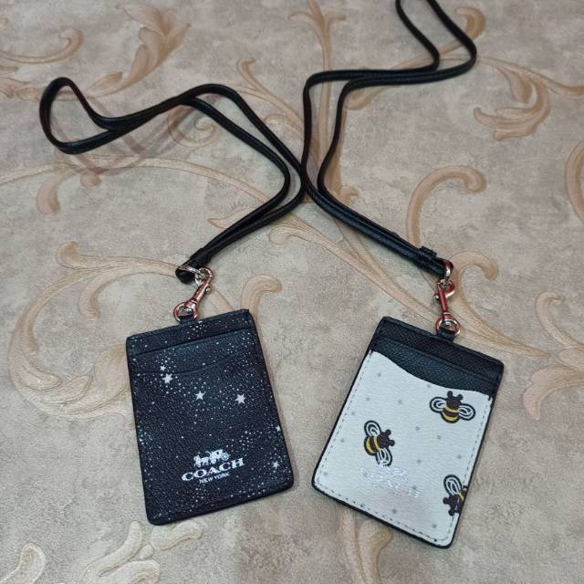 

Ready lanyard Coach