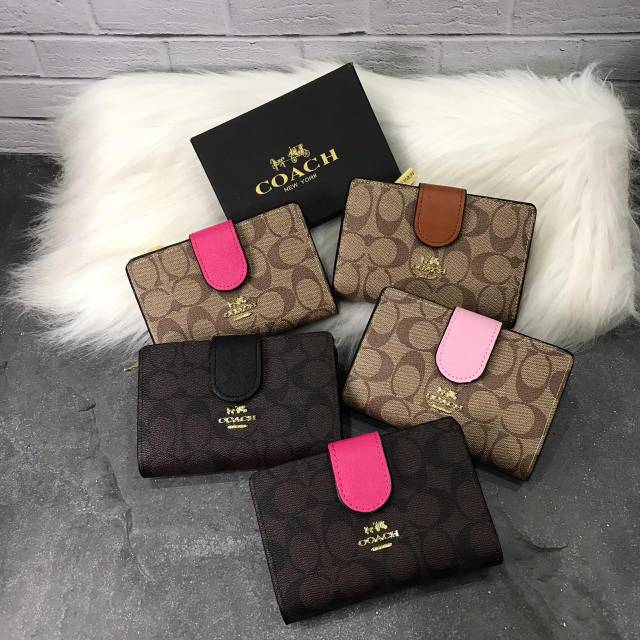 

COACH 5 COLOUR FREE BOX COACH