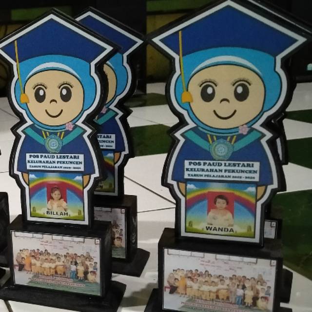 Plakat wisuda kayu jati murah (Free Sticker)