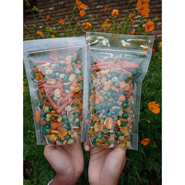 

kacang mix / Snack campur 150gr