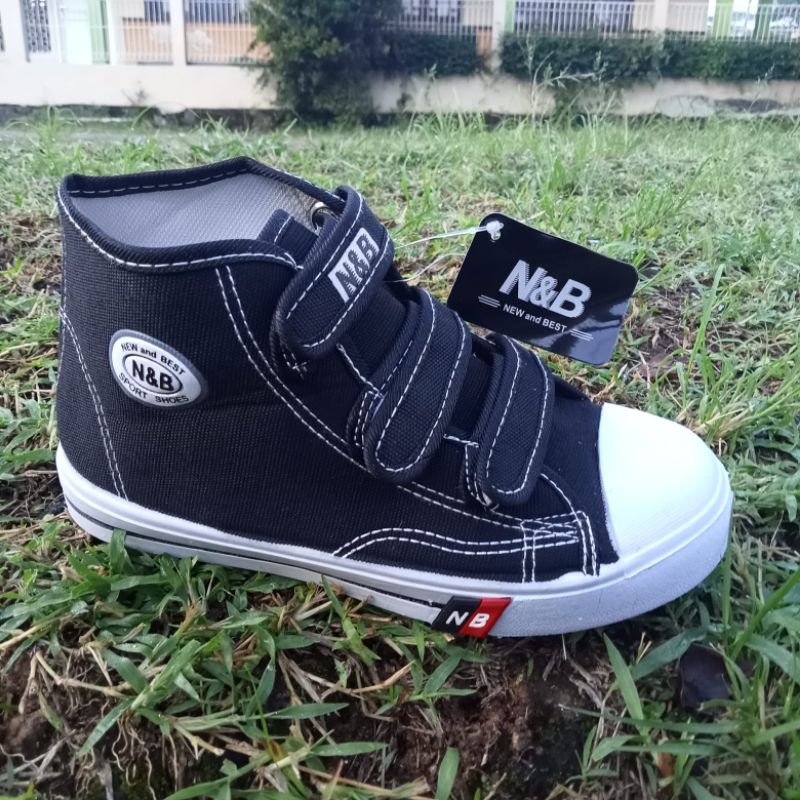 sepatu sekolah NEW BASKET Nomor khusus bot perekat