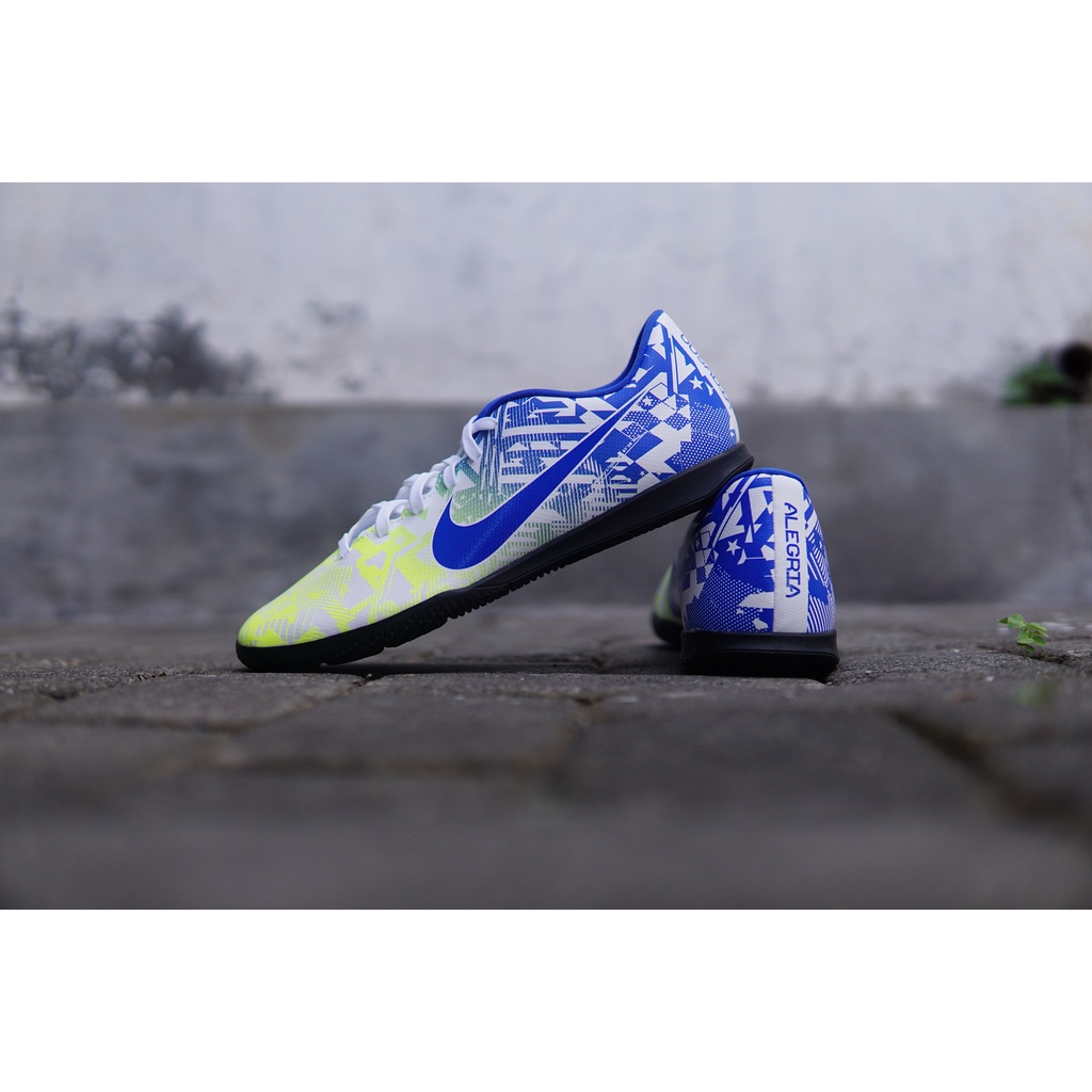 Sepatu Futsal Nike Vapor 13 Club NJR IC - White/Racer Blue  Original