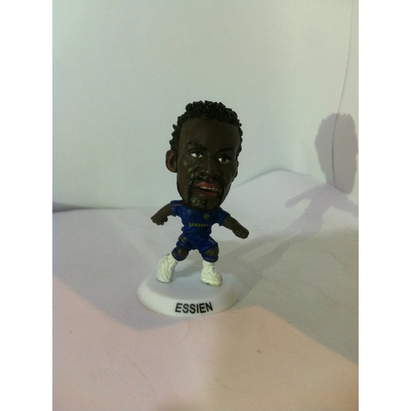Soccerstarz. 2012-13 Chelsea - Michael Essien Home No. 5. White SOC012 by CREATIVE DISTRIBUTION LTD 