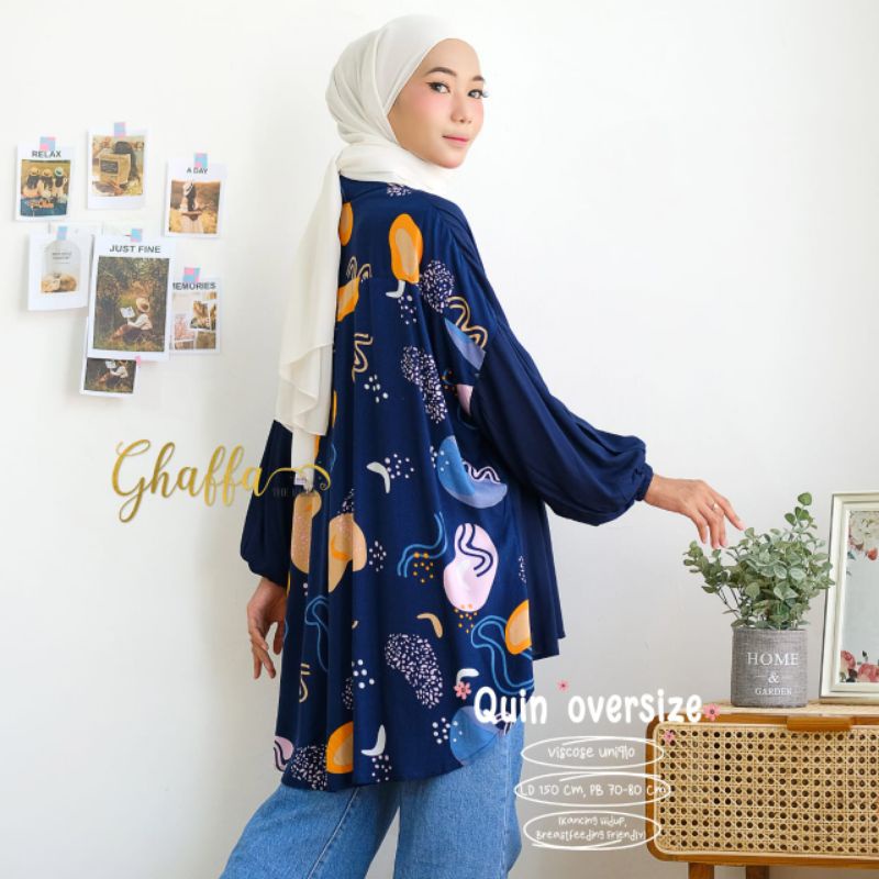 QUIN OVERSIZE BY GHAFFA THE LABEL / BLOUSE MOTIF WANITA MUSLIMAH / Oversize navy kekinian terbaik