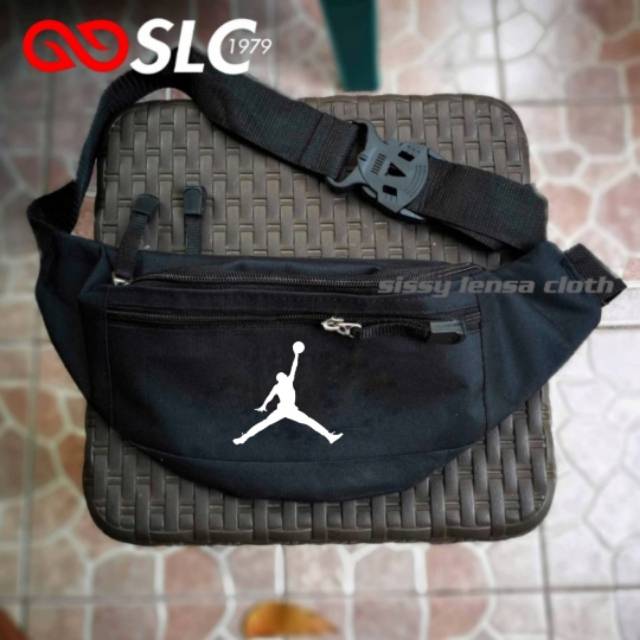 Tas selempang waistbag Jordan hitam