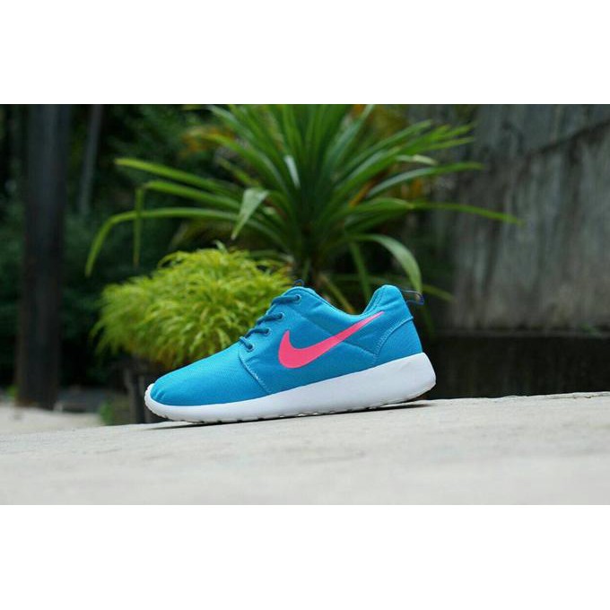 READY Nike Roshe Run size 36-40 sepatu wanita sports lari pink putih hitam - Hitam, 37