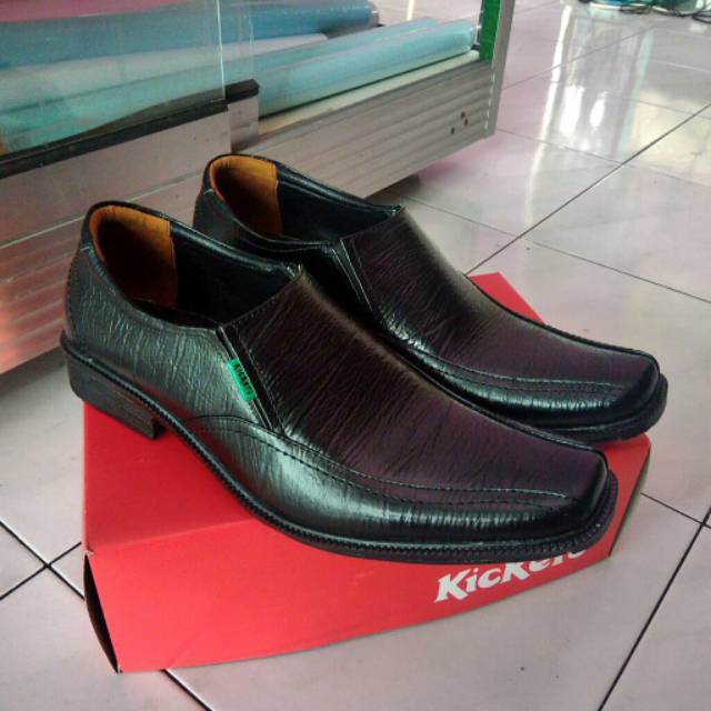 SEPATU FANTOFEL KULIT SAPI FANTOPEL FANTOVEL PANTOFEL PANTOVEL VANTOFEL VANTOVEL VANTOPEL PRIA