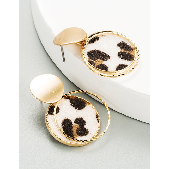 LRC Anting Tusuk Fashion White Geometric Round Alloy Double Leopard Print P49954