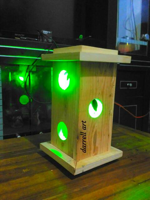 Lampu Hias Jati Belanda