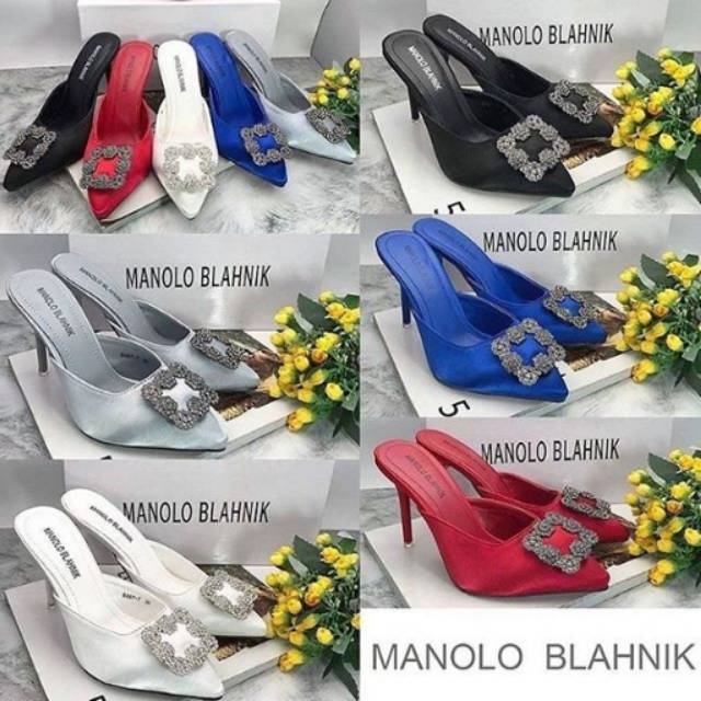 MANOLO BLAHNIK SANDAL HEELS