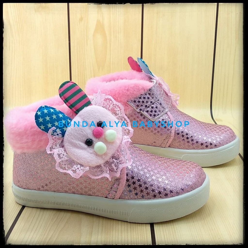 Sepatu Boots Anak Perempuan Usia  3 4 Tahun Size 28 - 30 PINK - Sepatu Anak Cewek Boots Kelinci Alas Karet Anti Licin