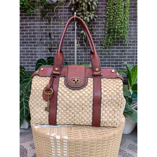 FOSSIL VRI WOVEN (ANYAM)