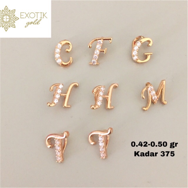 Liontin emas tlusup huruf kadar 375