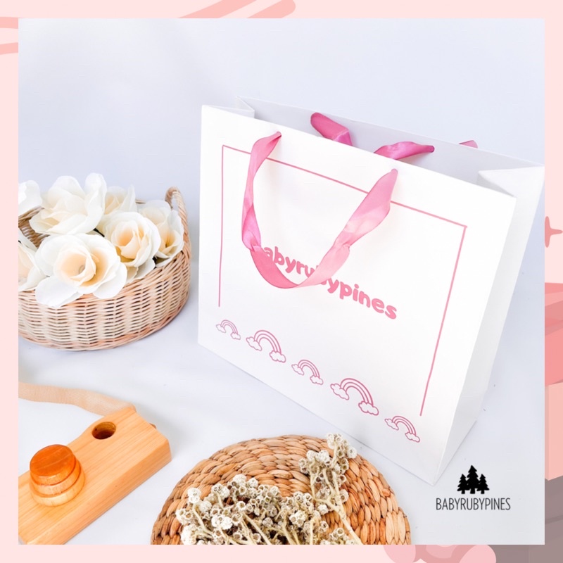 

Paper bag / goodie bag ukuran 30x10x27cm