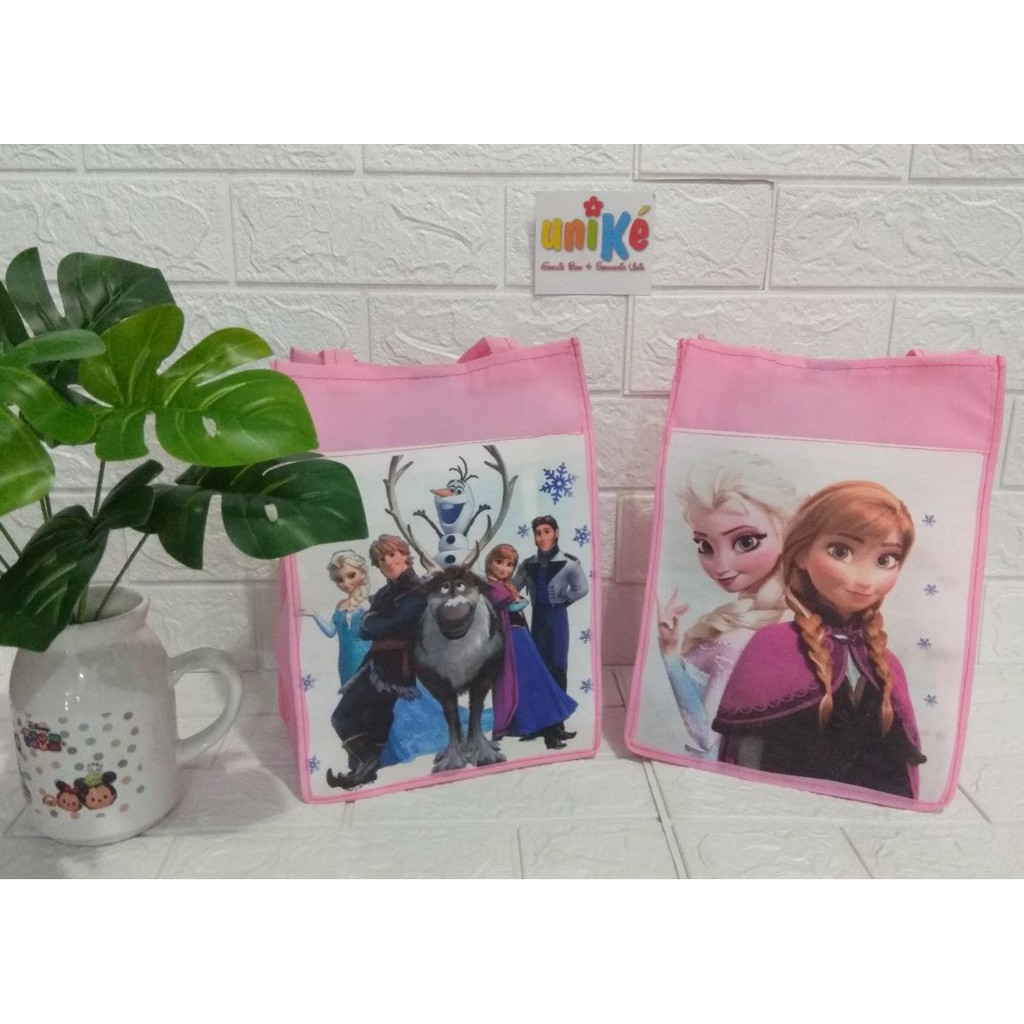 

Tas Spunbond Goodie Bag Ultah Bingkisan Tempat Snack Ulang Tahun Anak Goody Bag Sublim Kotak Nasi