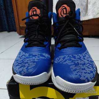 d rose 8 primeknit