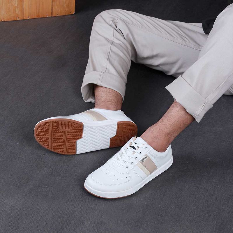 Sepatu Casual Sneakers Putih Hitam Pria Cowok Mills Series Kets Distro Premium Original