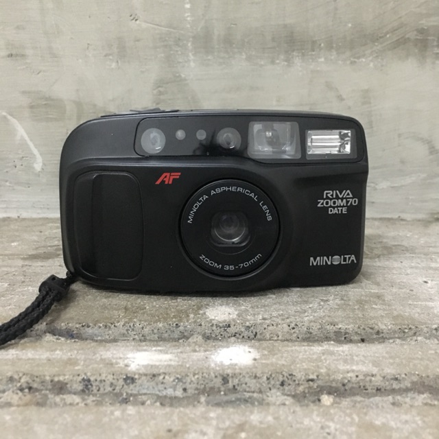 Kamera Analog Minolta Riva Zoom70 Date