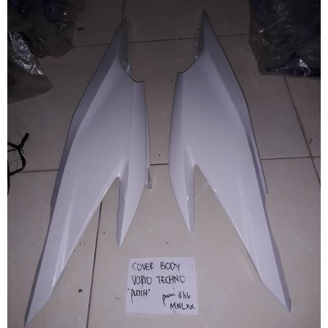Cover Body Bodi Halus Samping Belakang Kanan Kiri Honda Vario TECHNO Lama 110 Karbu putih kualitas s