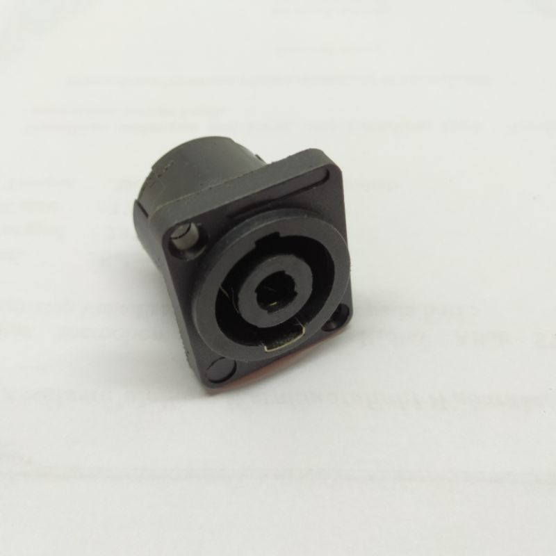 Socket speakon female spikon hitam