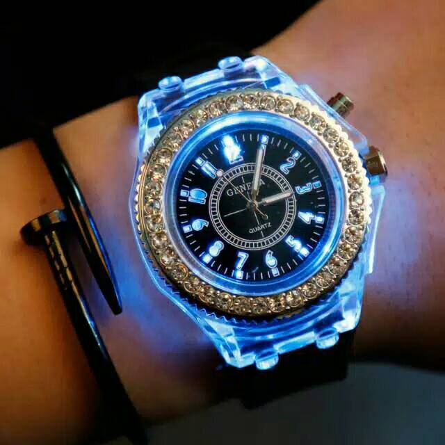 Jam LED / jam menyala