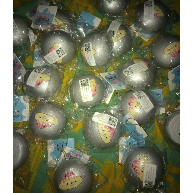 Squishy momocuppy squishy bun squishy Bubu the cloud by momocuppy squishy tag squishy murah