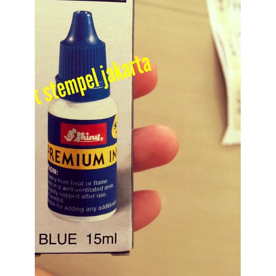 

♬ Tinta Premium / Tinta Premium Shiny - Hitam ➪