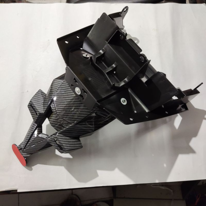 spakbor belakang nmax karbon model ninja 250fi Nemo spakbor nmax karbon nemo