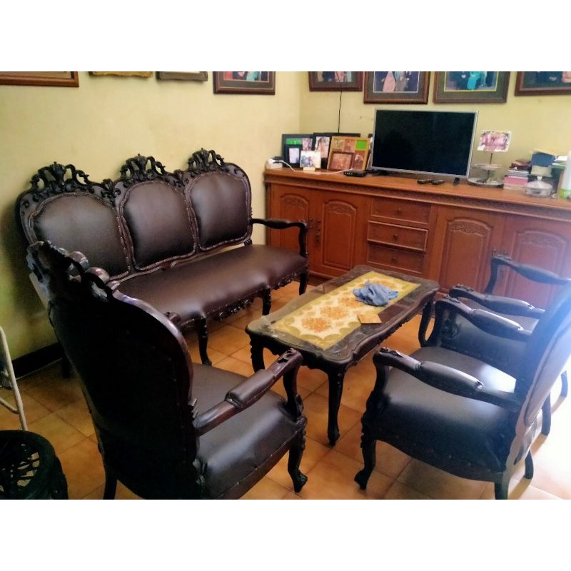 SERVICE JOK SOFA UKIR / GANTI KULIT SOFA UKIR / SERVICE SOFA JABODETABEK