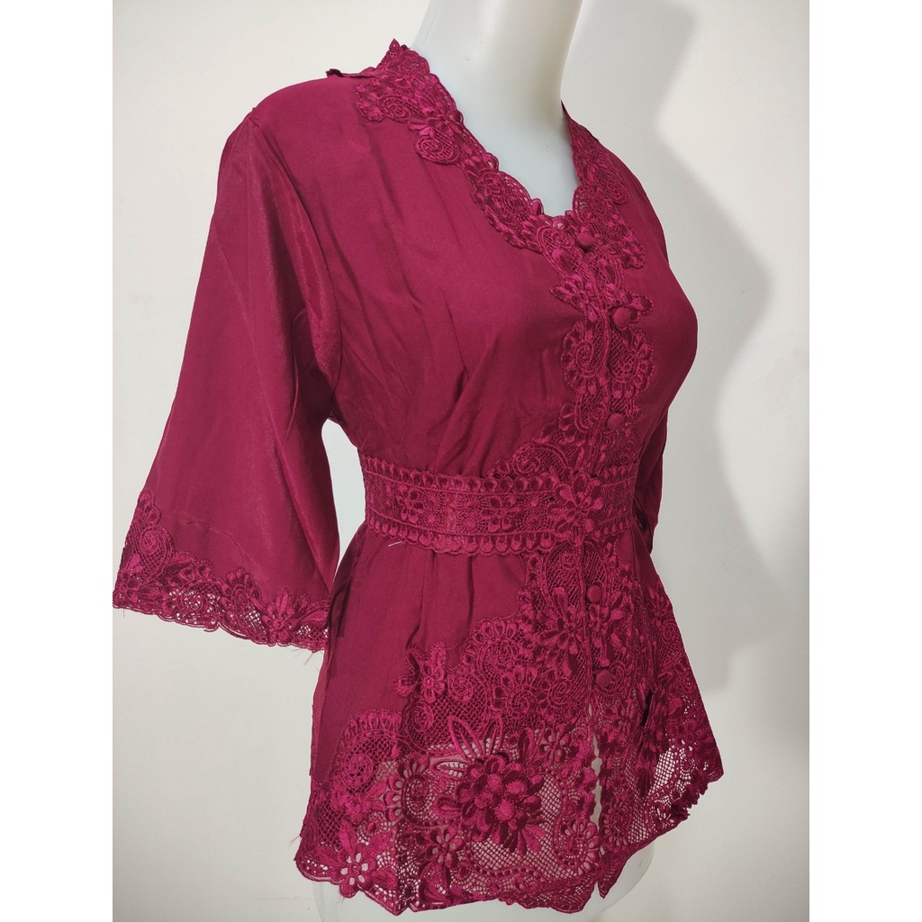 Atasan Kebaya Bordir Modern Mewah Lengan 3/4 Warna Putih|Merah Maroon|Biru Navy / Kebaya Wanita Dewasa Terbaru / Kebaya Akad Nikah Kekinian / Kebaya Wisuda Elegan / Kebaya Kondangan Moderen Cantik Tiara-Maroon Senada