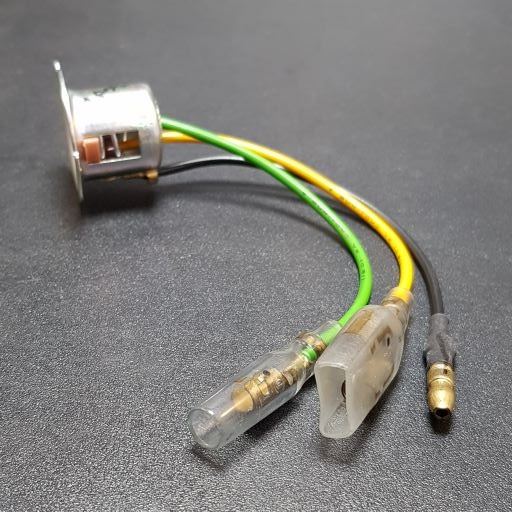 FITING LAMPU DEPAN YAMAHA MIO J YGP