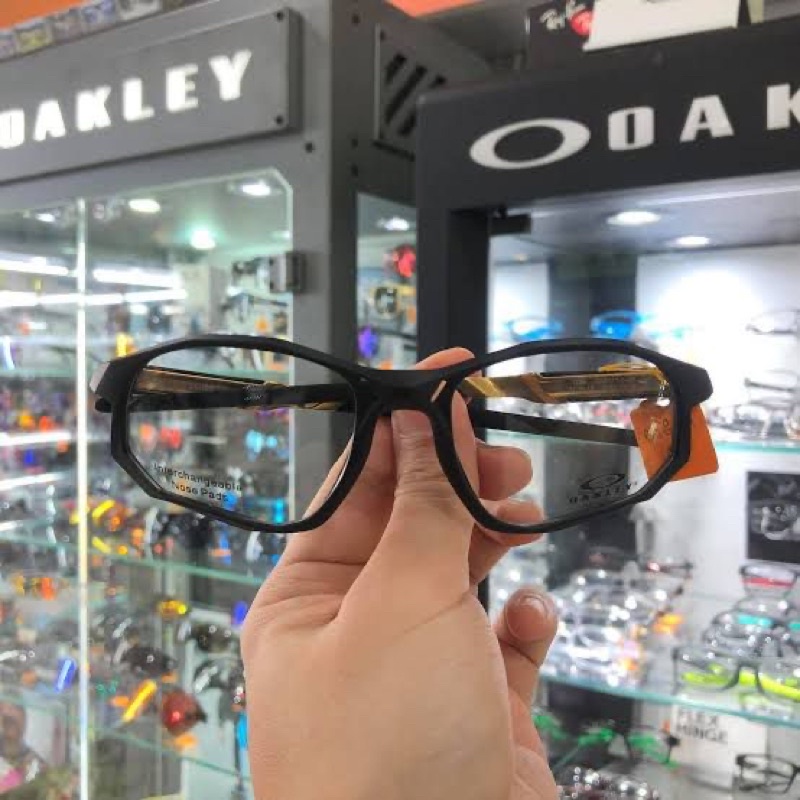 KACAMATA BACA SPORTY TRANJECTORY/ACTIVATE PAKE LENSA ANTI RADIASI BLUERAY KOTAK PRIA 8171-8023