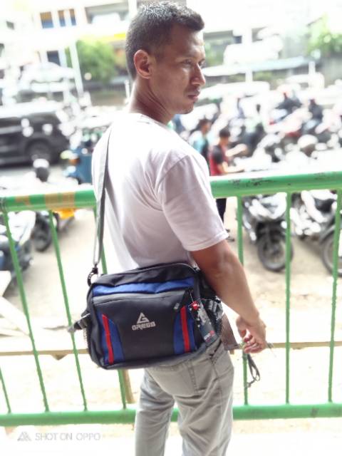 GRESS ADVENTURE SMALL / TAS SELEMPANG SERBAGUNA