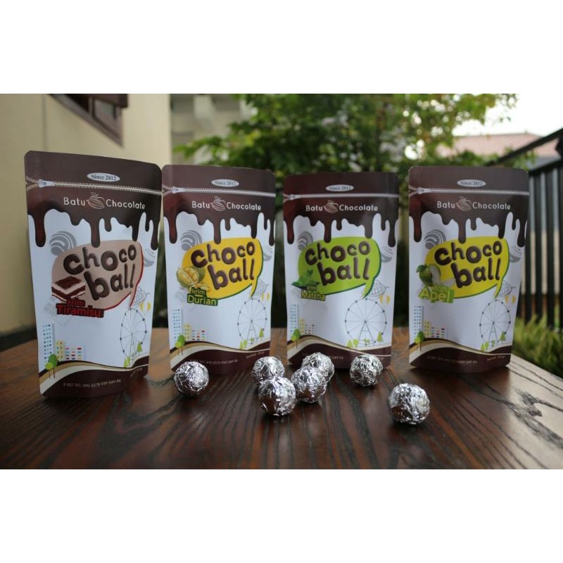 One Mandiri Sukses - Paket Chocoball Varian Rasa Mix isi 4 + Goodie Bag - Oleh Oleh Khas Malang Batu