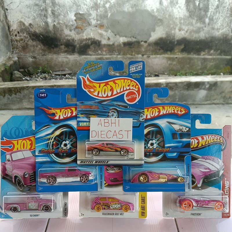 Hotwheels 52 chevy pink dodge ram 1500 pink diecast hot wheels volkswagen beetle monte carlo merah m
