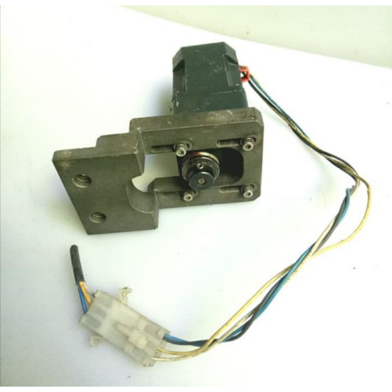 Ac Motor Oriental 200V Ac 0,07A 163Rpm