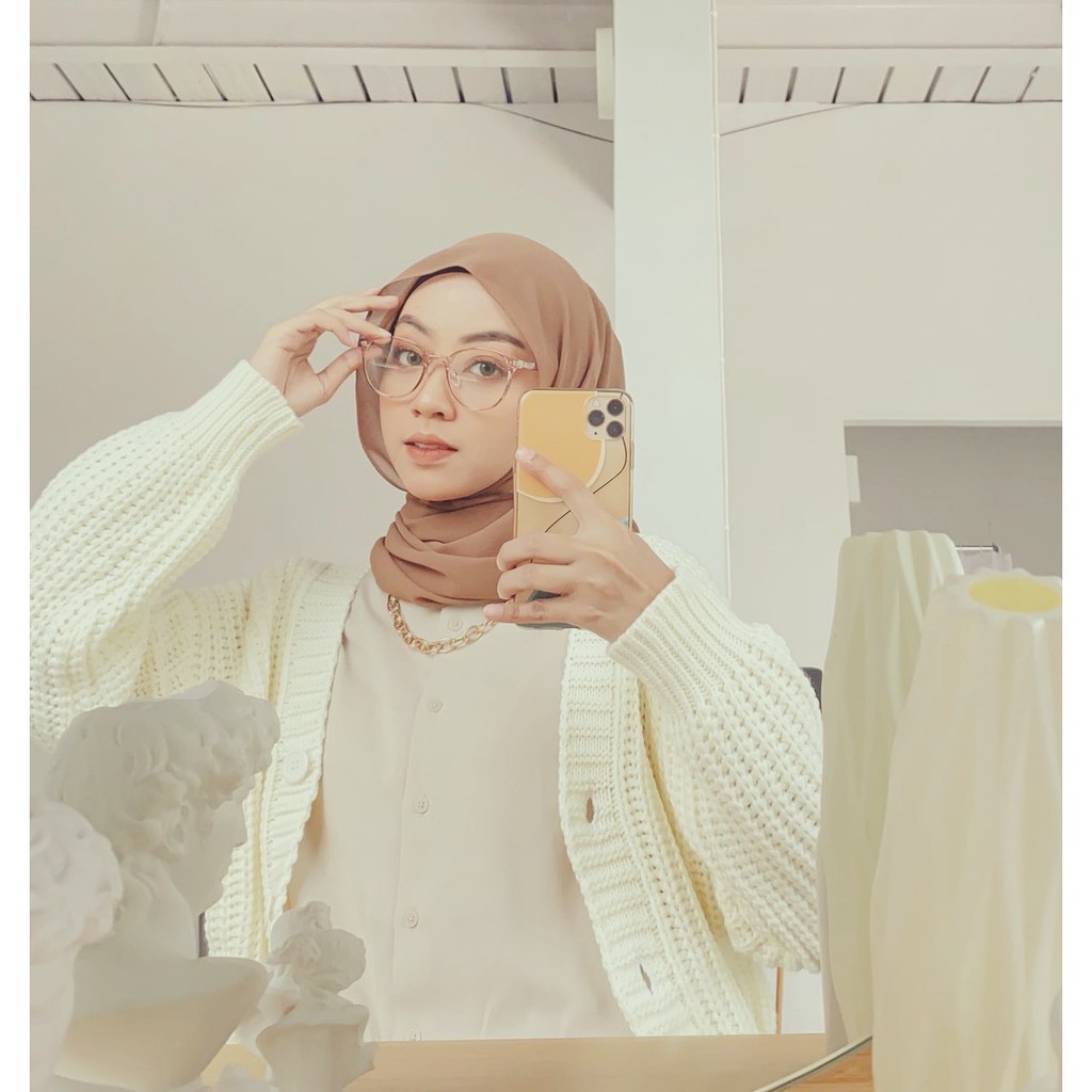 VOGUE CARDIGAN - by @classyouterwear-Vogue Broken White